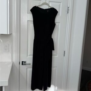 Elegant Black Sleeveless Jumpsuit